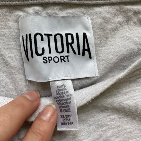 Victoria's Secret sport | Cream & Gray Boxy Pullover Sweater | Size Extra Small - Picture 8 of 10